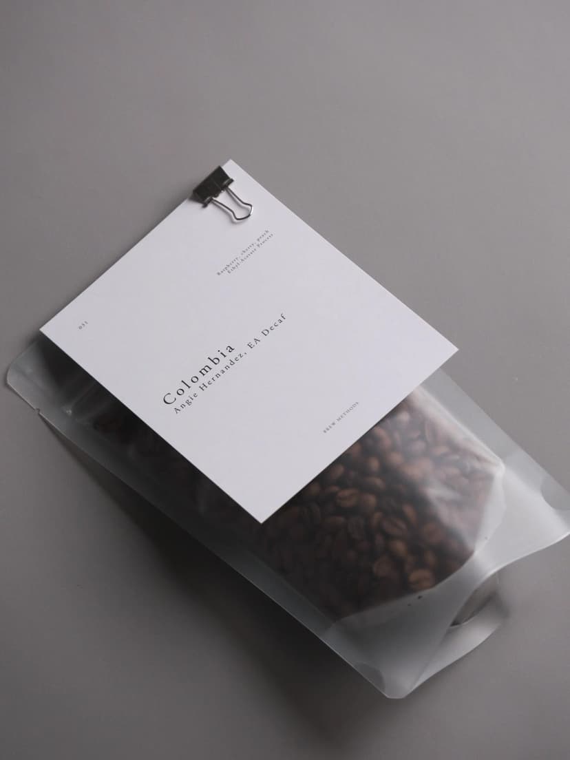 Colombia - Angie Hernandez / EA Decaf / Typica
